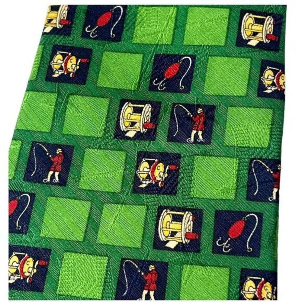 TOMMY HILFIGER Green Fly Fishing Silk Tie Lure Reel Novelty Fisherman - Picture 8 of 10